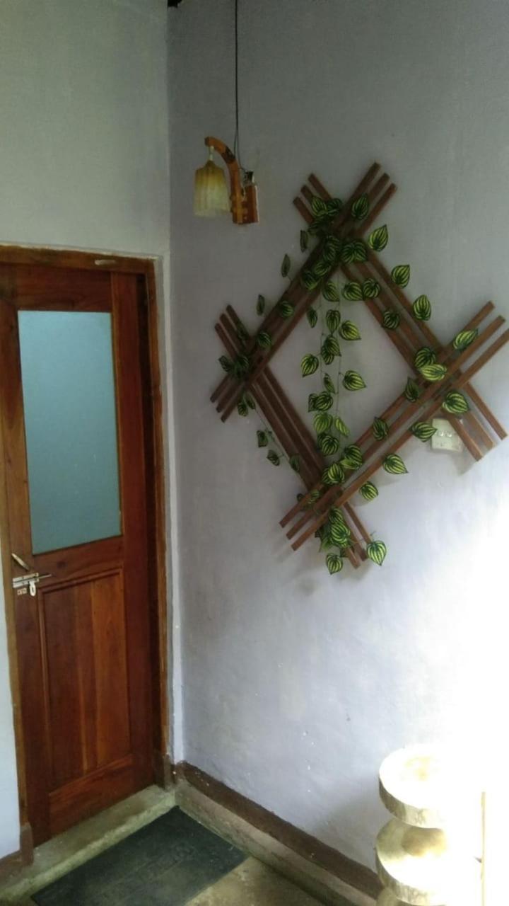 Ella Kumi Hostel 외부 사진